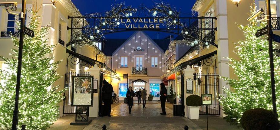 Superbe Villa Au Pied De Disneyland Et Val D'Europe Serris Exterior foto